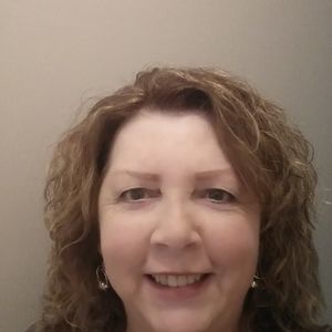 Meet your Posher, Zennia